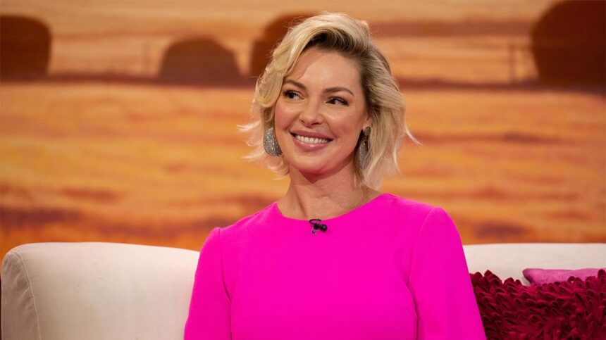 Actress Katherine Heigl fires back at critics angry over her attendance at Mar-a-Lago dog rescue event