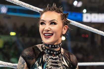 Pro wrestling star asks for help finding missing brother