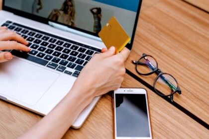 119,000 fake shops could steal your credit card details