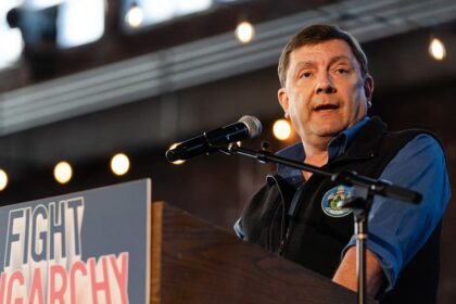 Dem Senate nominee apologizes to Jewish voters after 'genocide' remark sparked backlash